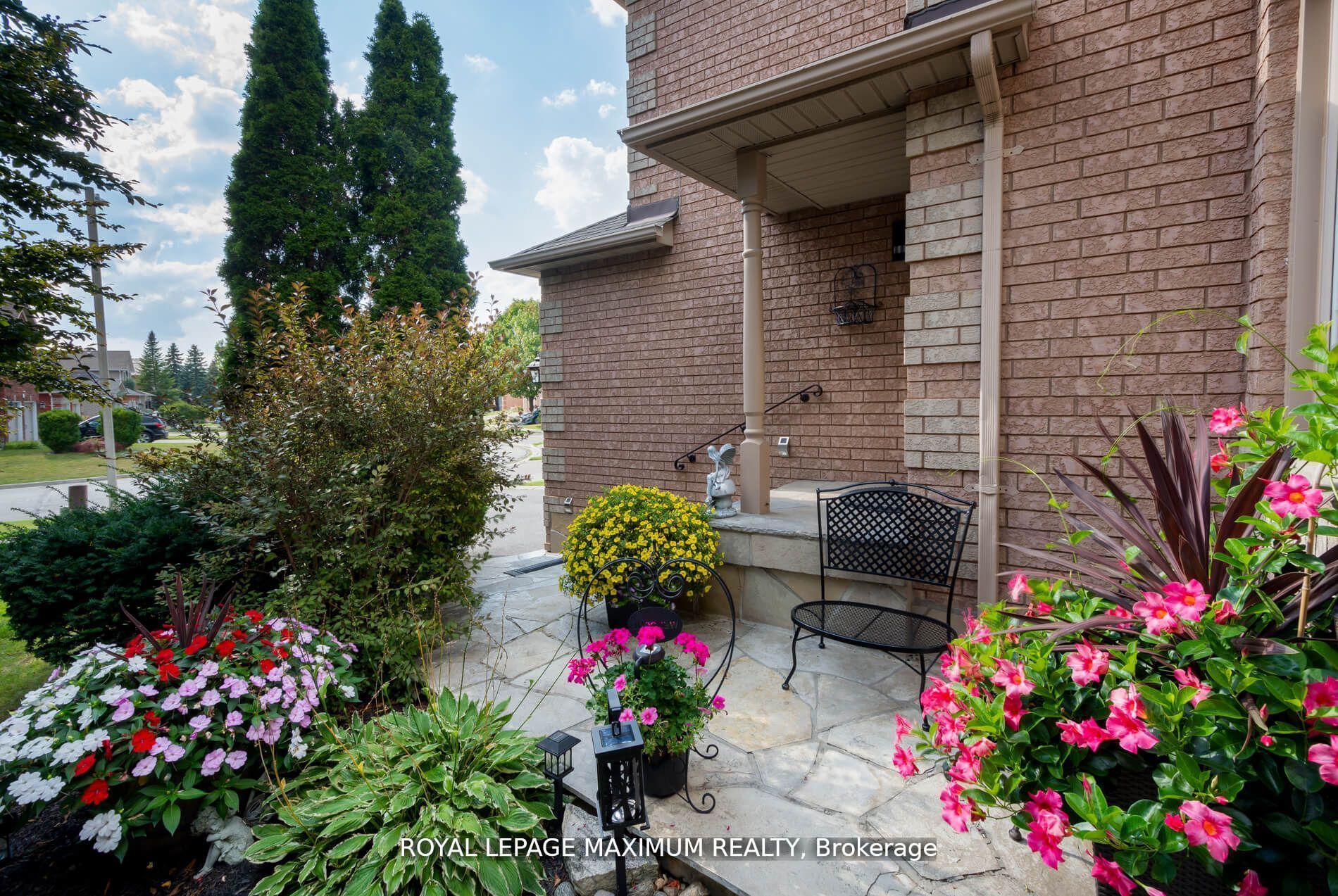 241 Veneto Dr