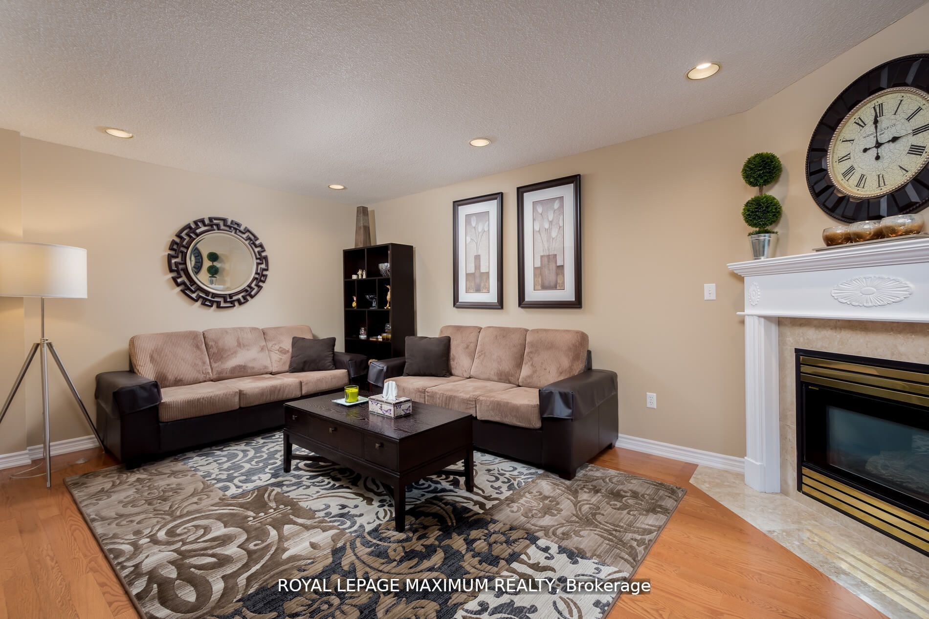 241 Veneto Dr