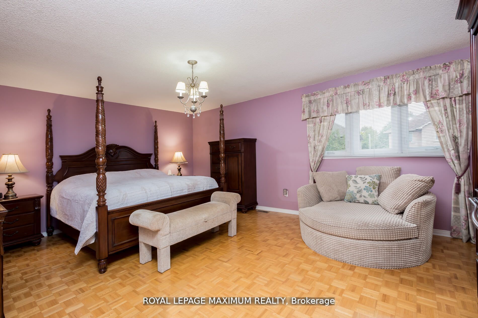 241 Veneto Dr