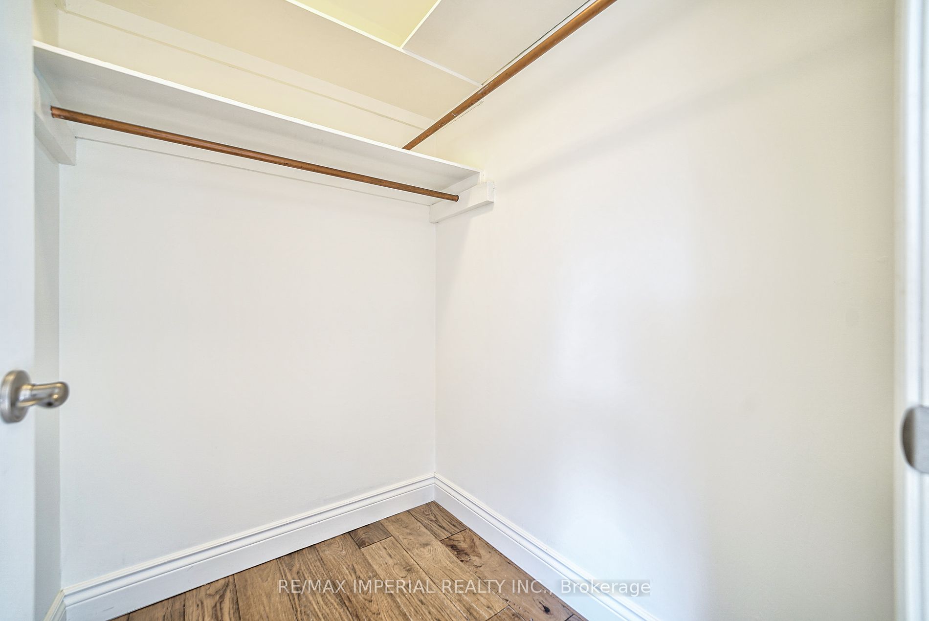4909 Holborn Road