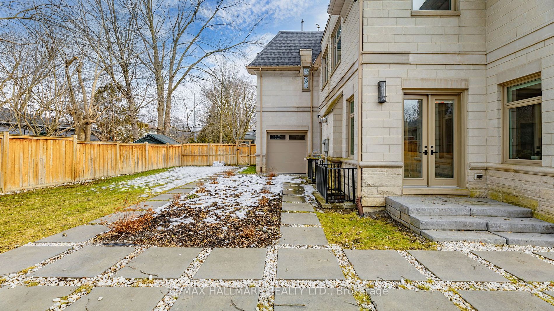 12 Miner Circle