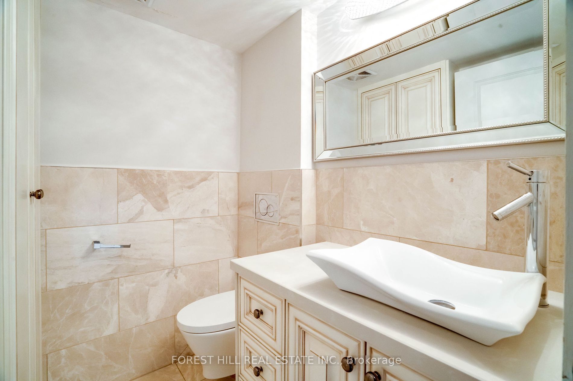 100 Arbors Lane, #5
