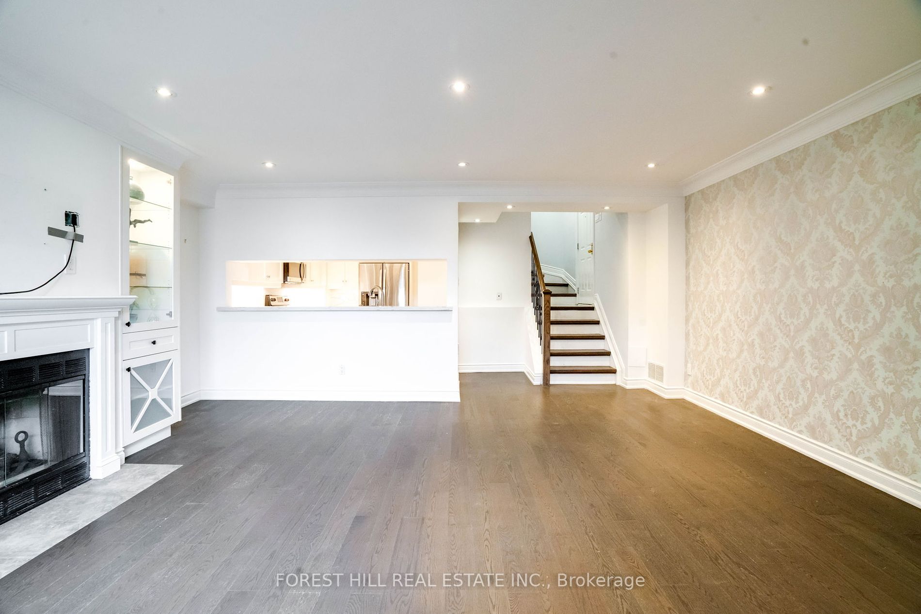 100 Arbors Lane, #5