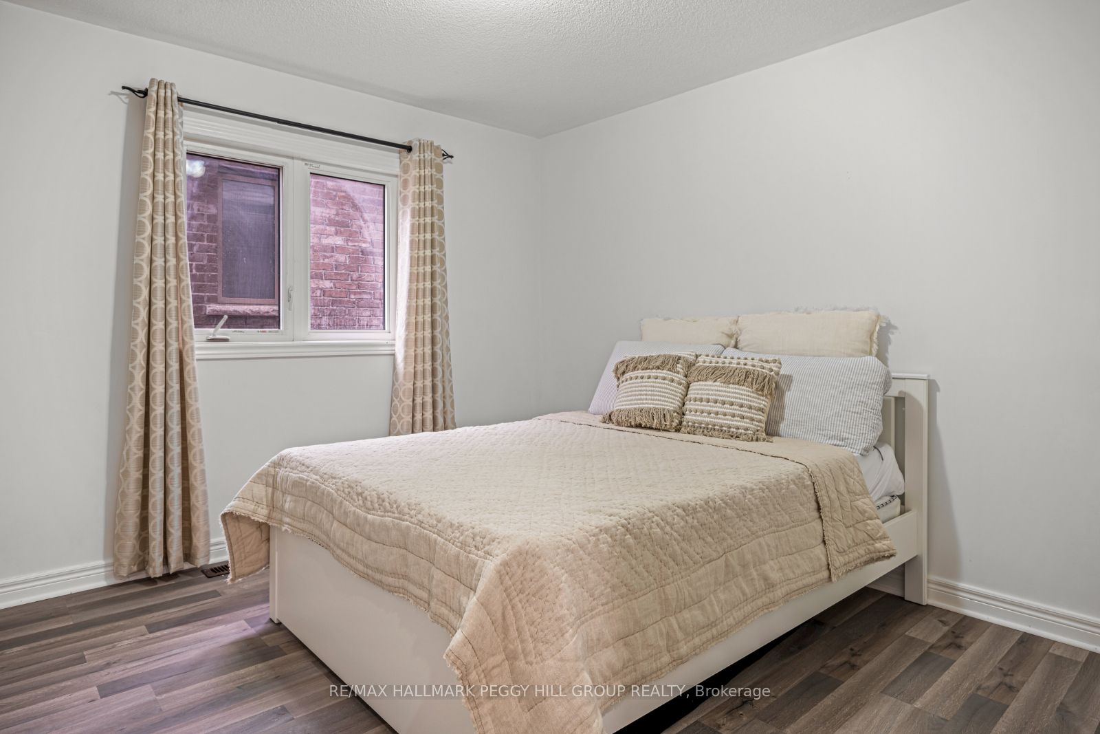 30 Owens Rd