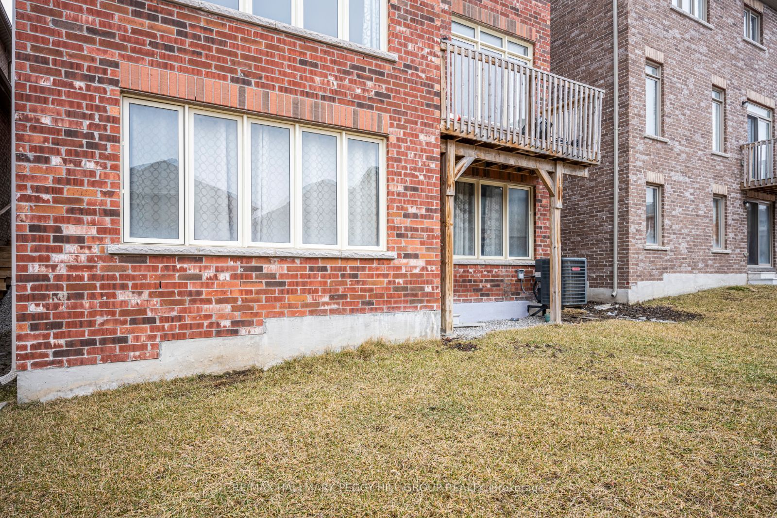 30 Owens Rd