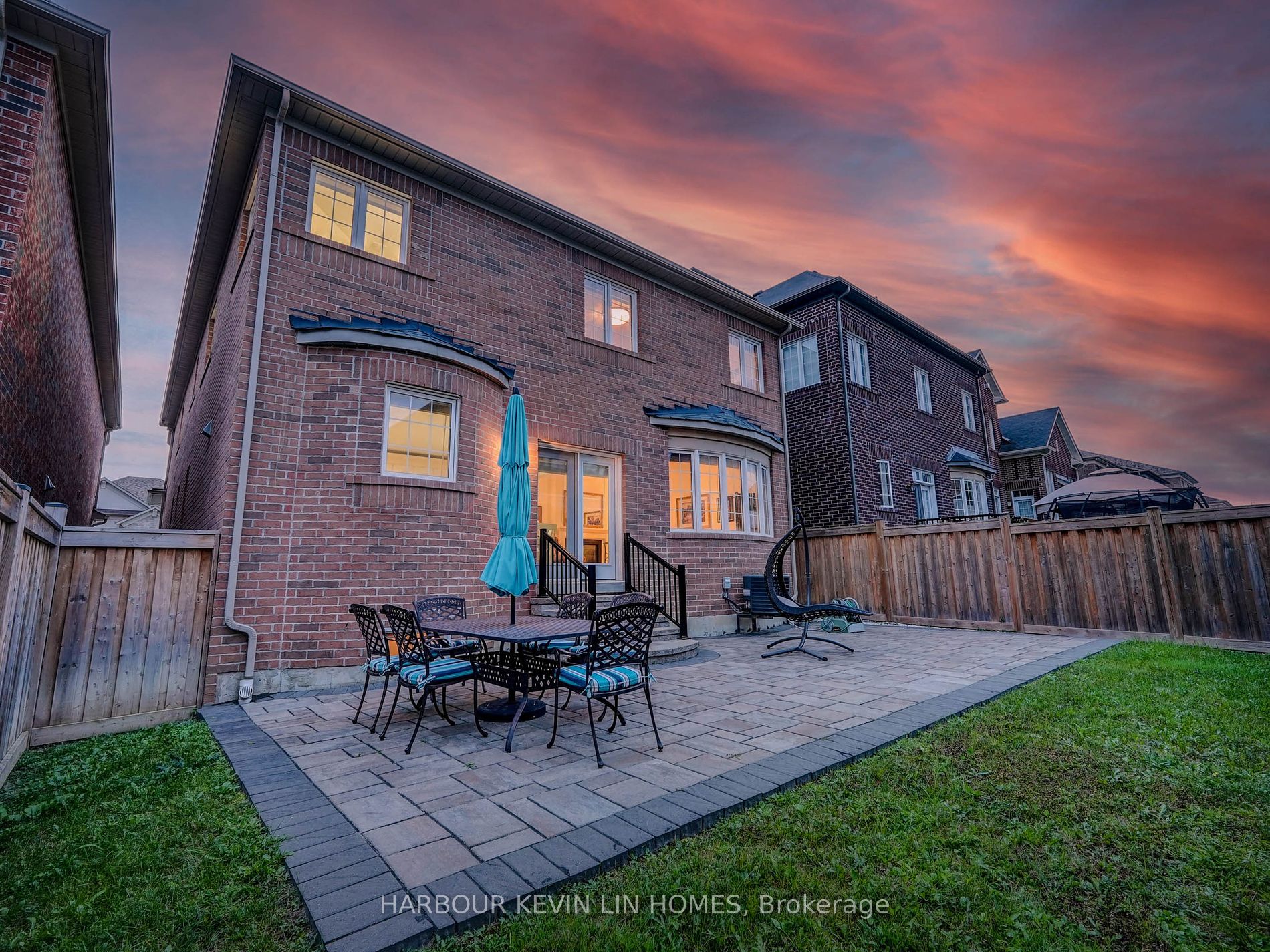 98 Fitzmaurice Dr