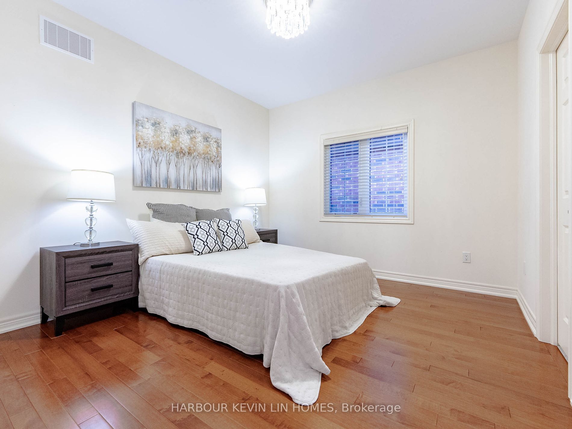 98 Fitzmaurice Dr