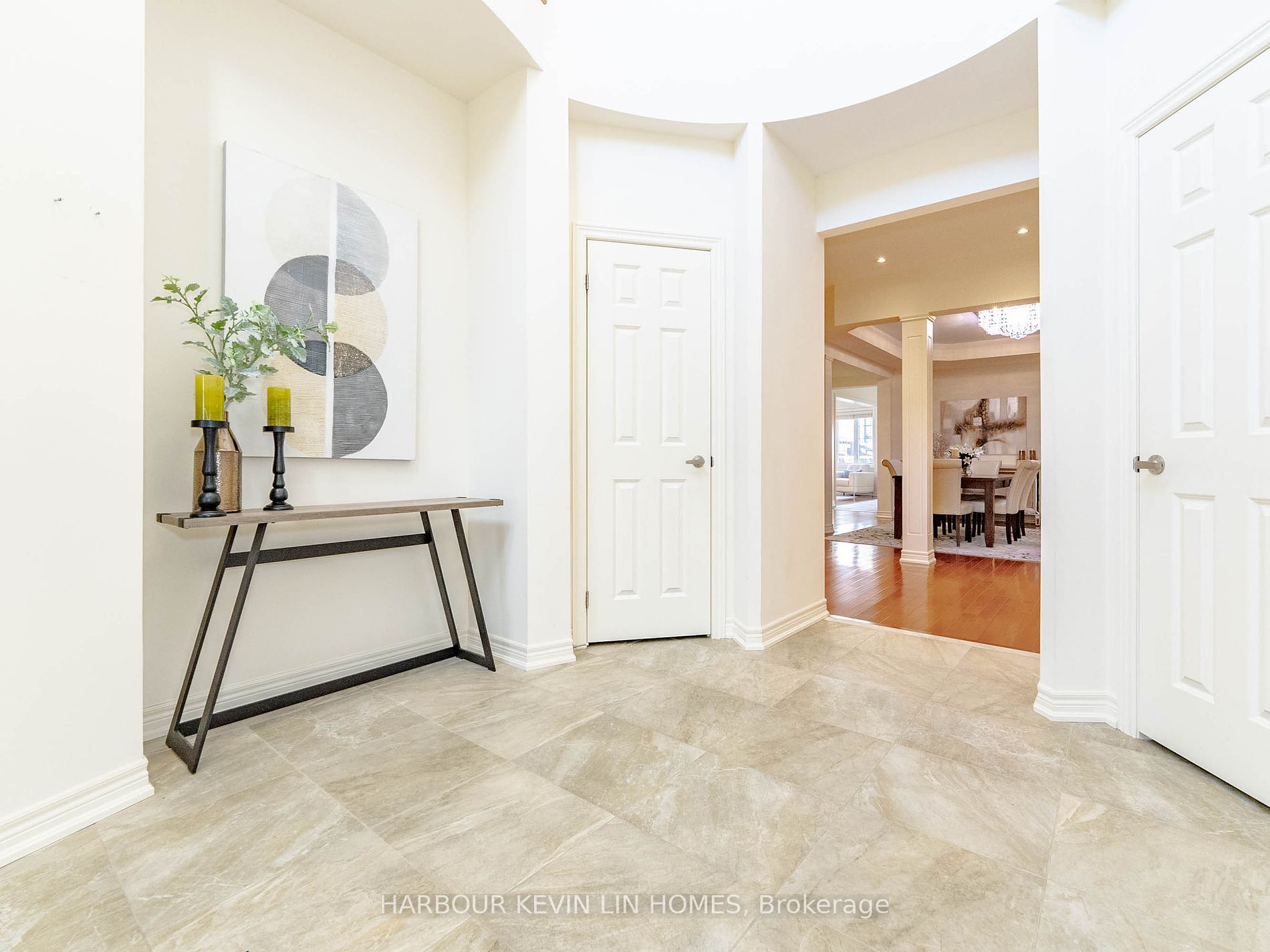 98 Fitzmaurice Dr