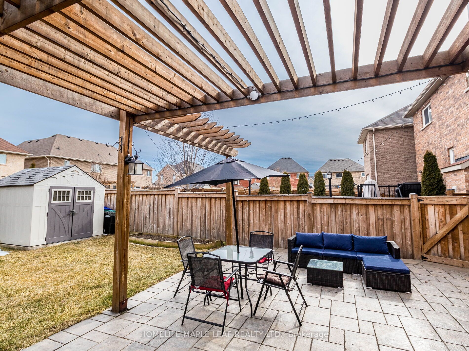 47 HAWKE Crescent