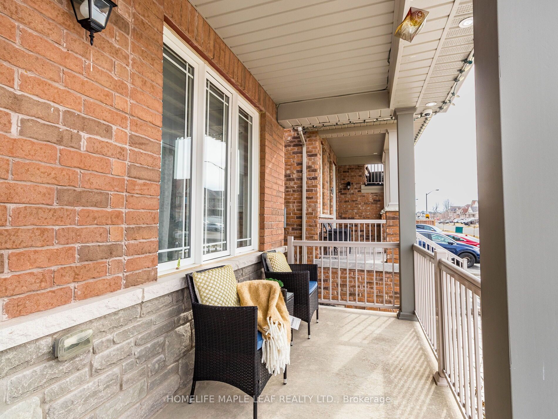 47 HAWKE Crescent