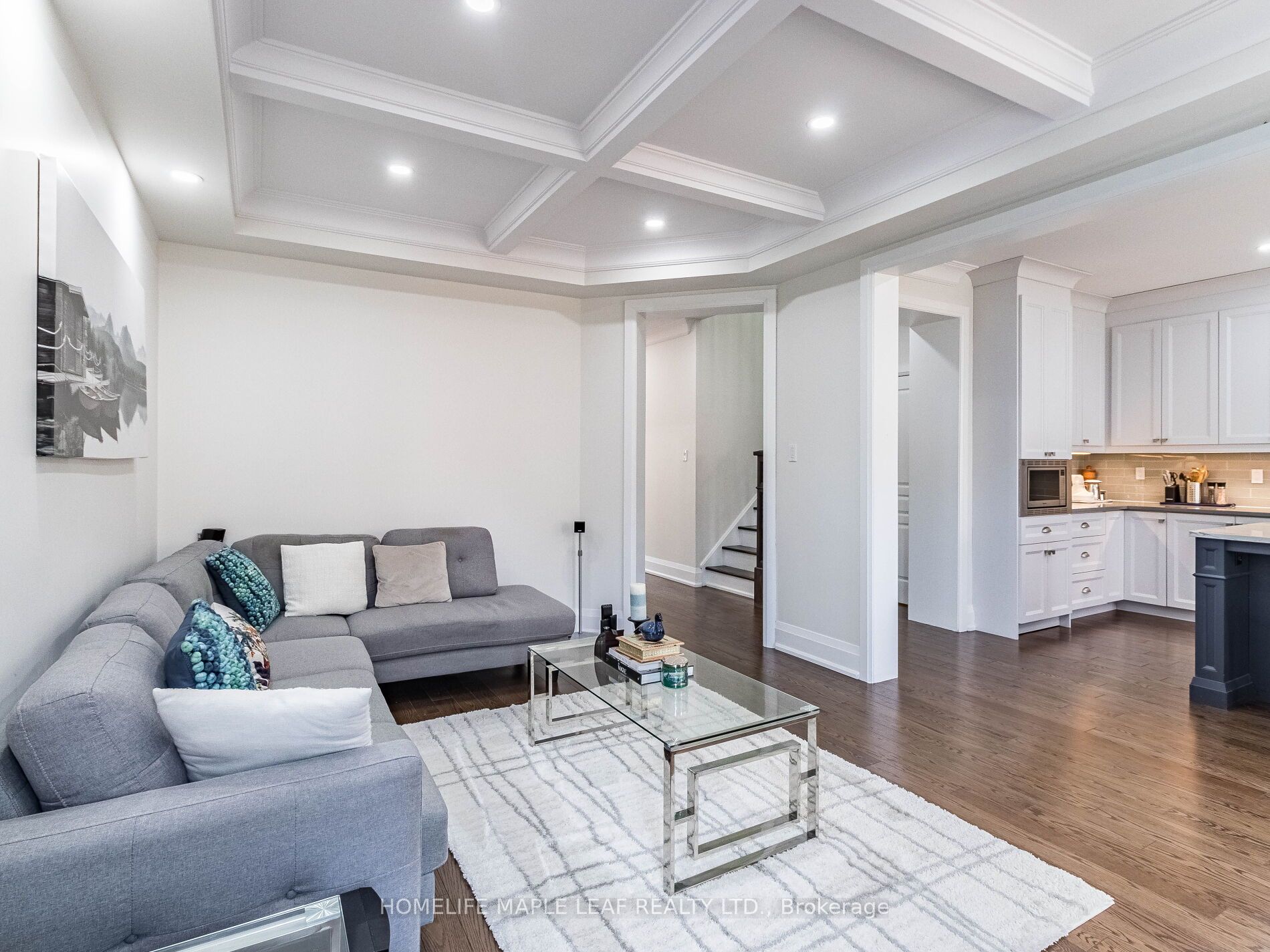 47 HAWKE Crescent