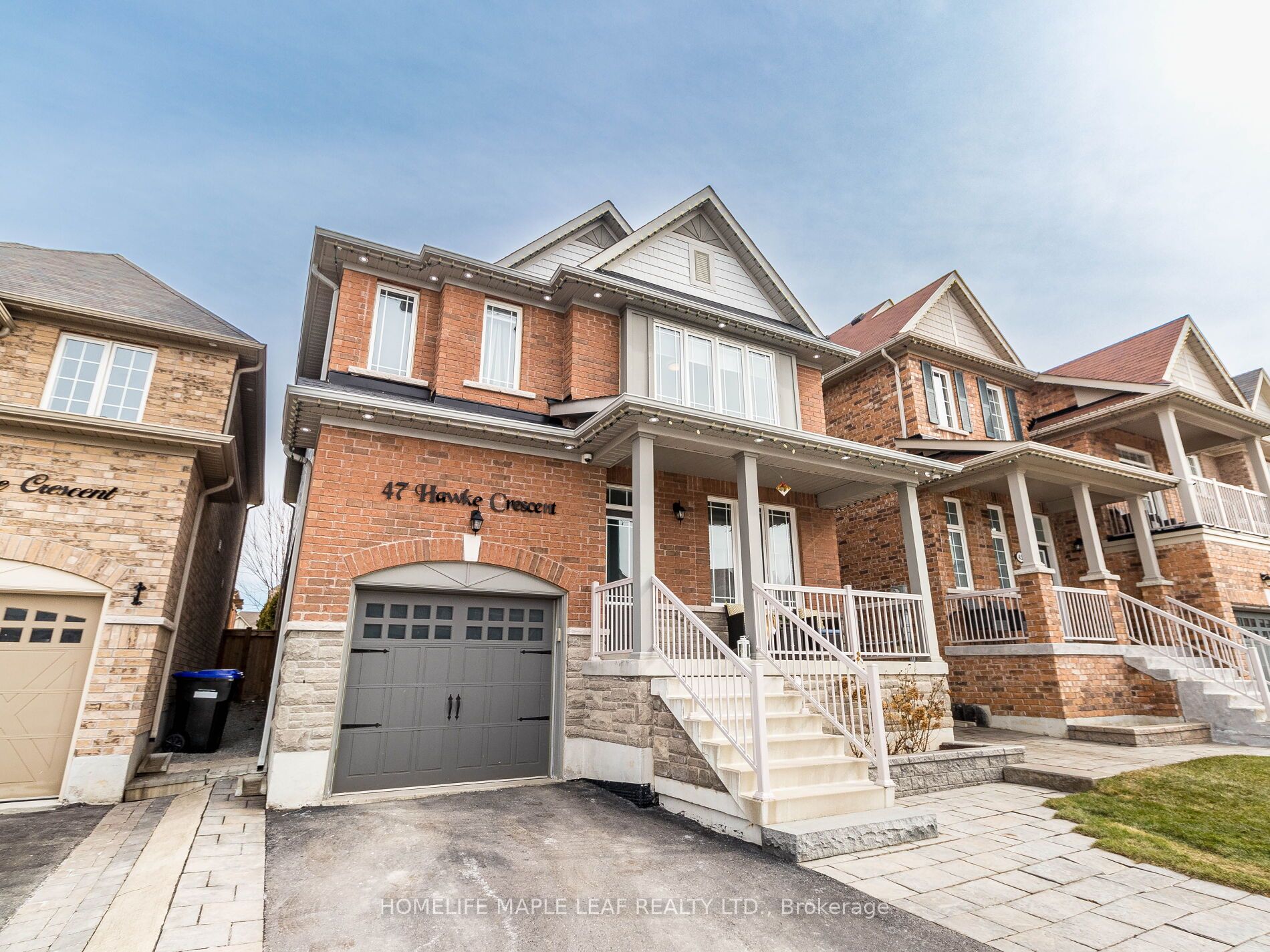 47 HAWKE Crescent