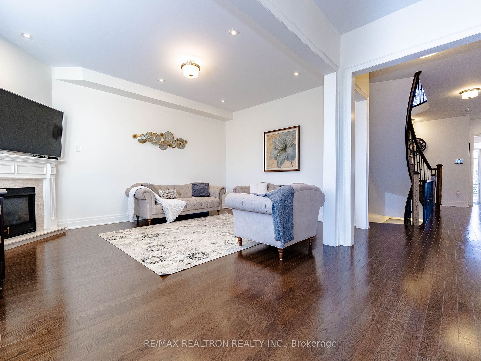 119 Fitzmaurice Drive