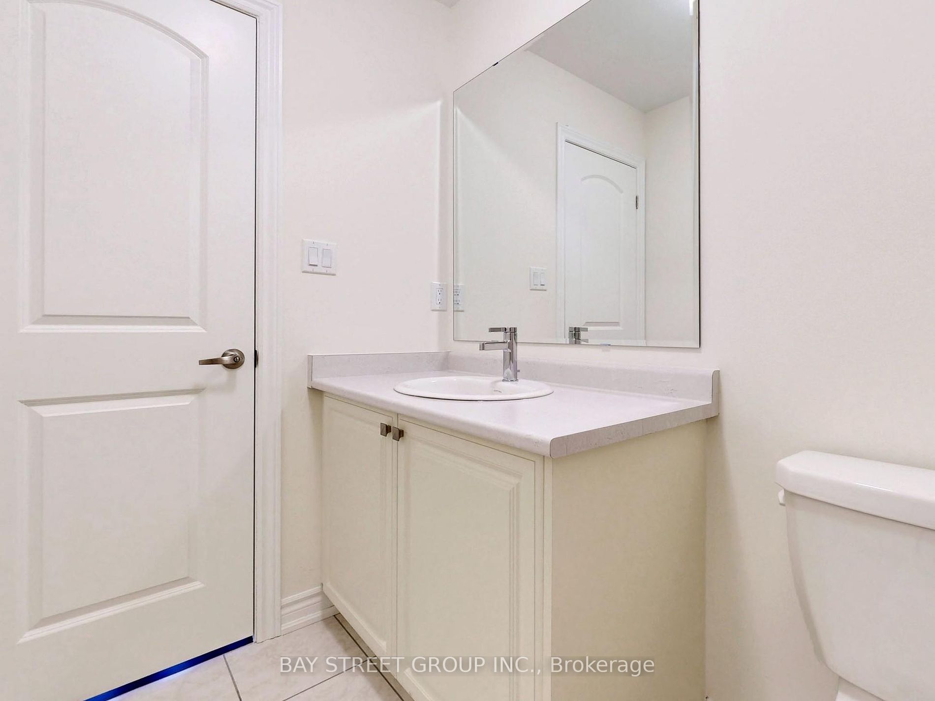 7 Abeam Street
