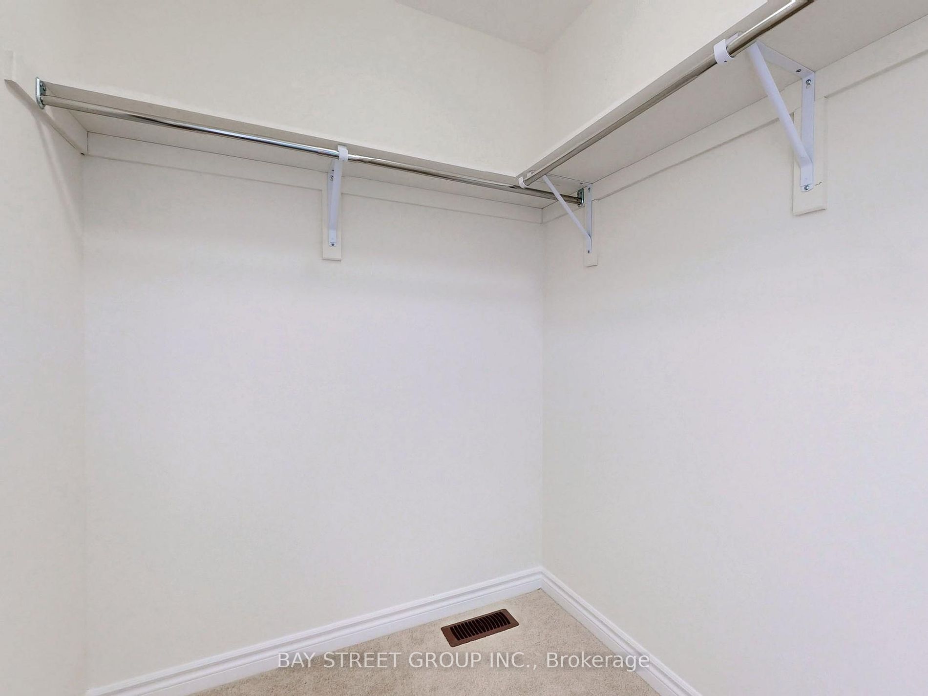 7 Abeam Street