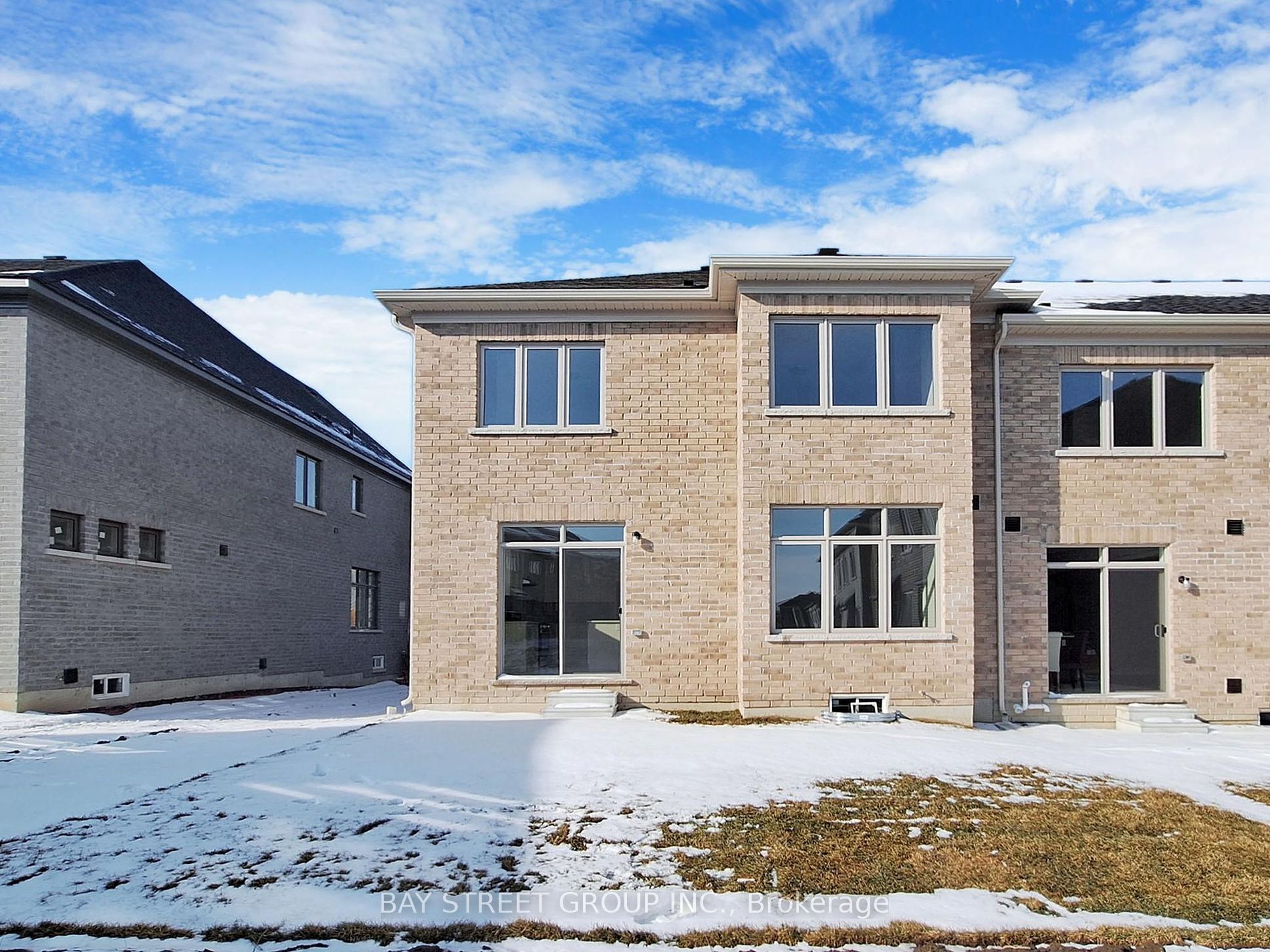 7 Abeam Street