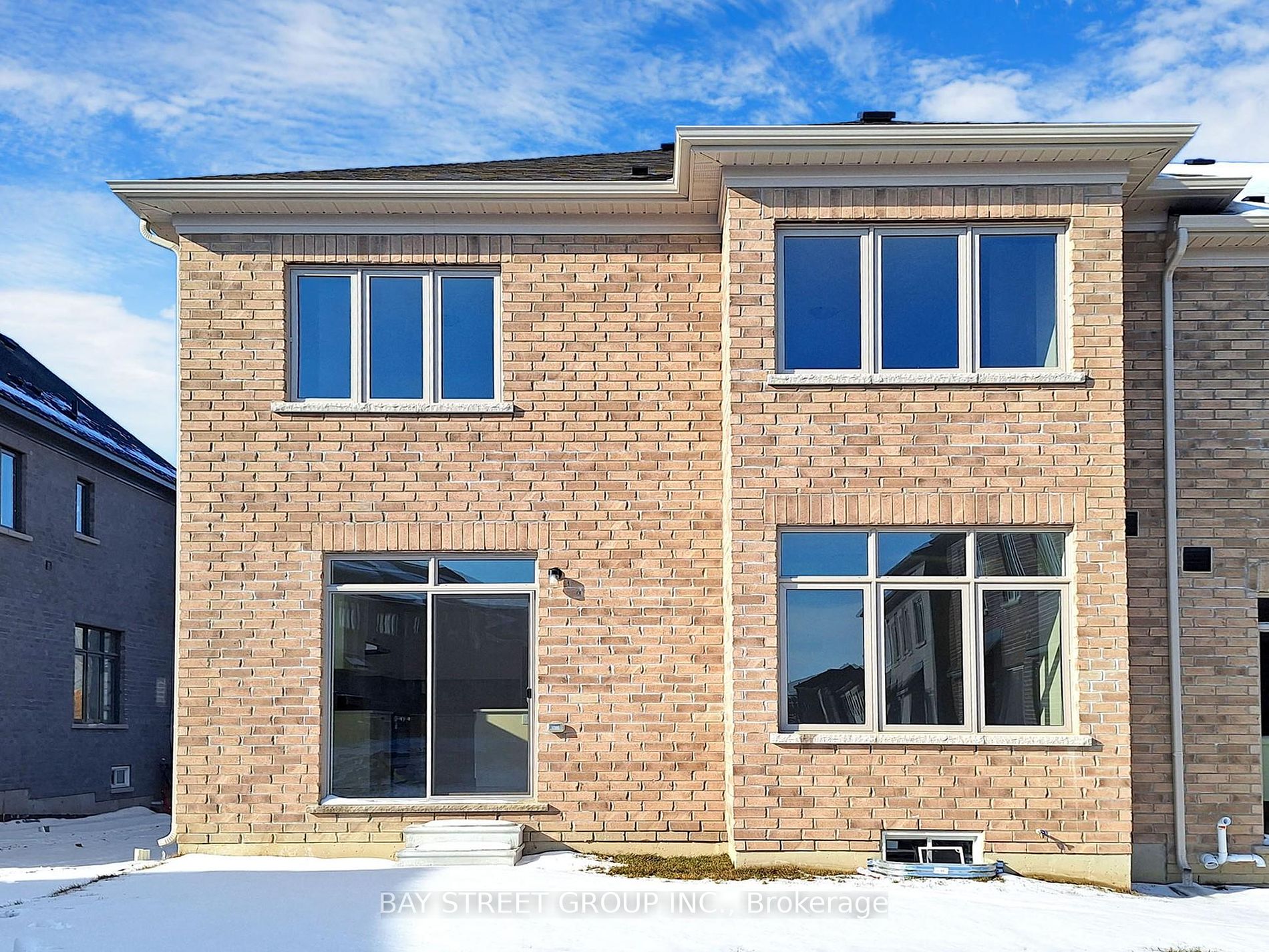 7 Abeam Street