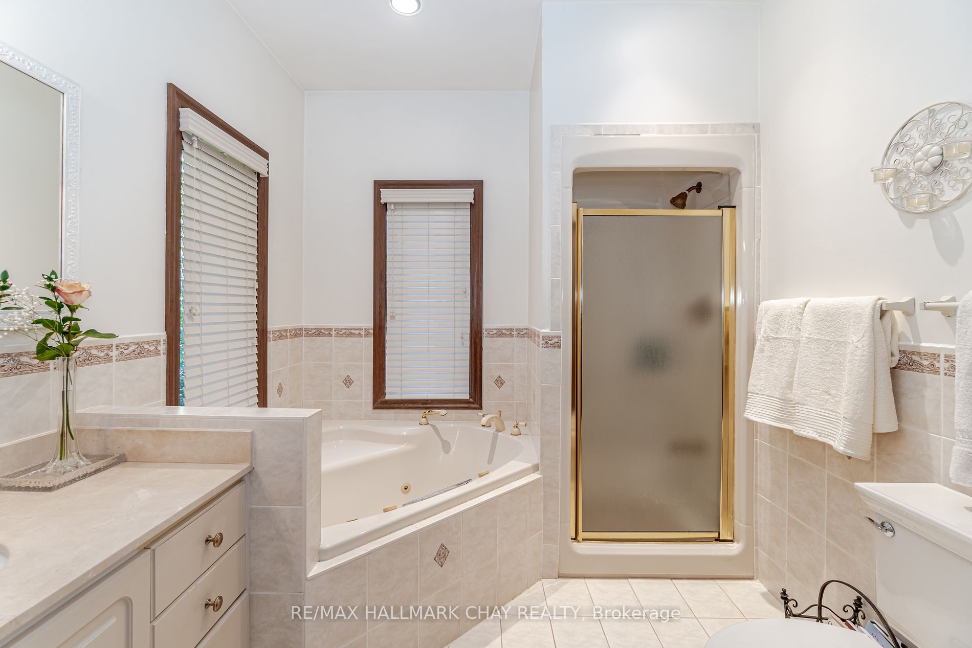 21 Tecumseth Heights Dr