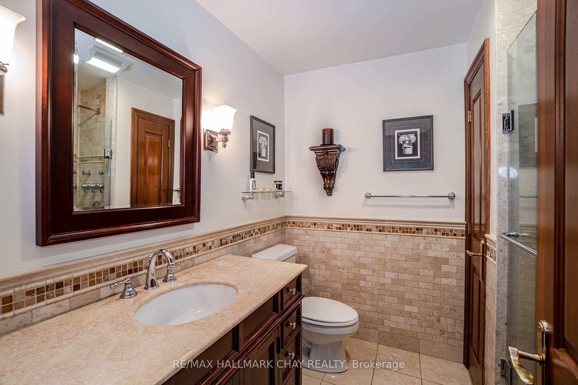 21 Tecumseth Heights Dr