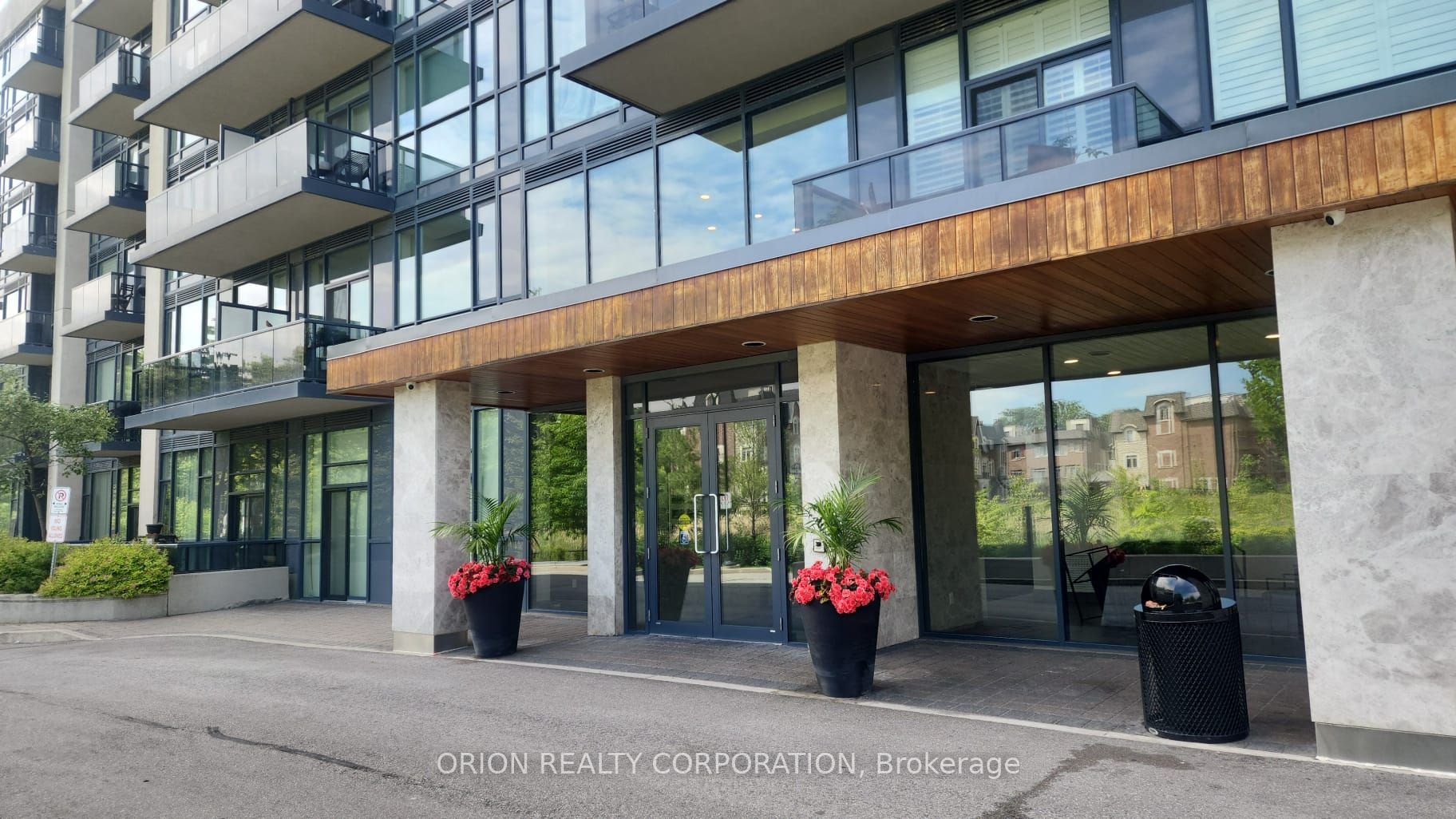 4700 HIGHWAY 7 Rd, #215