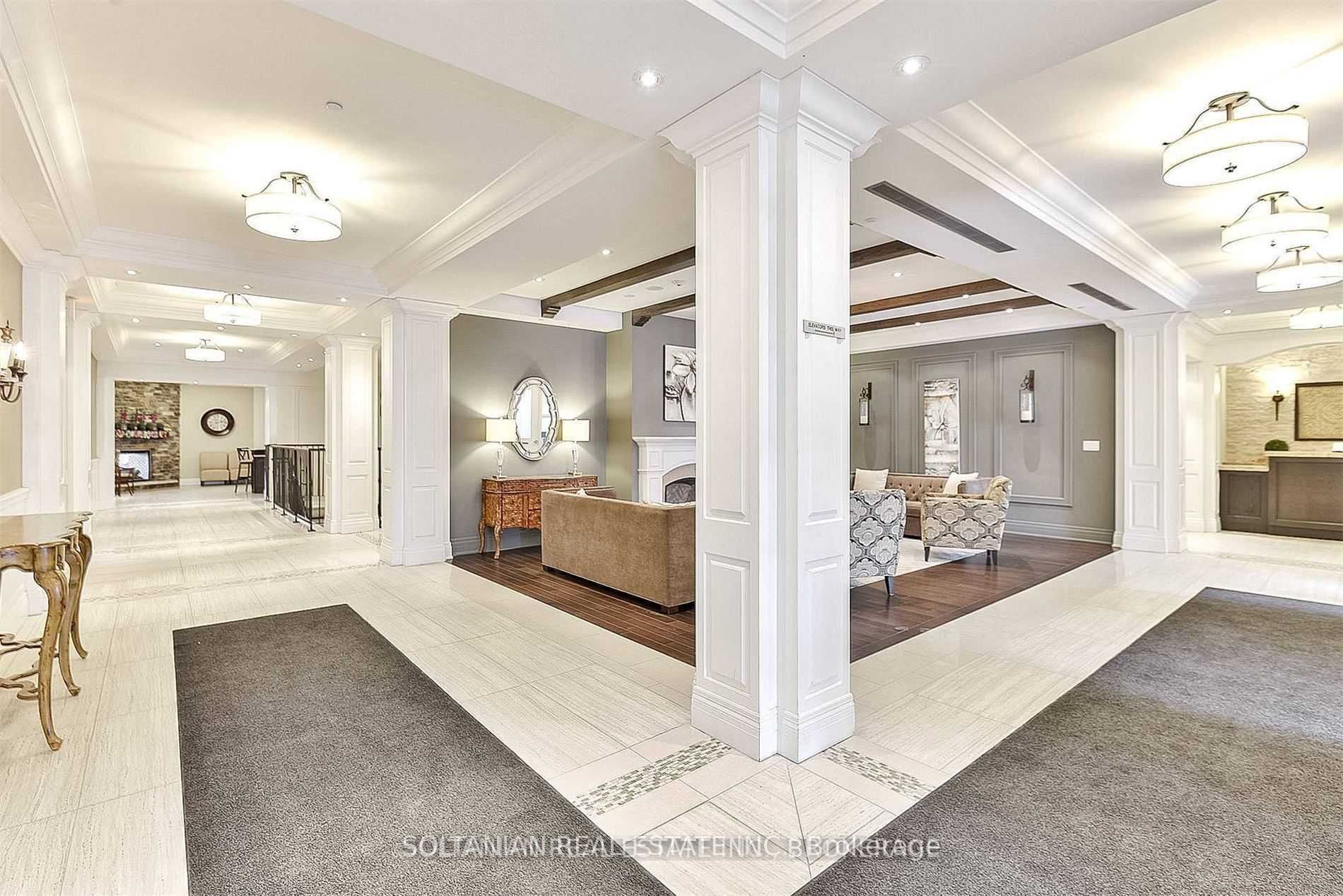 80 Burns Blvd, #425
