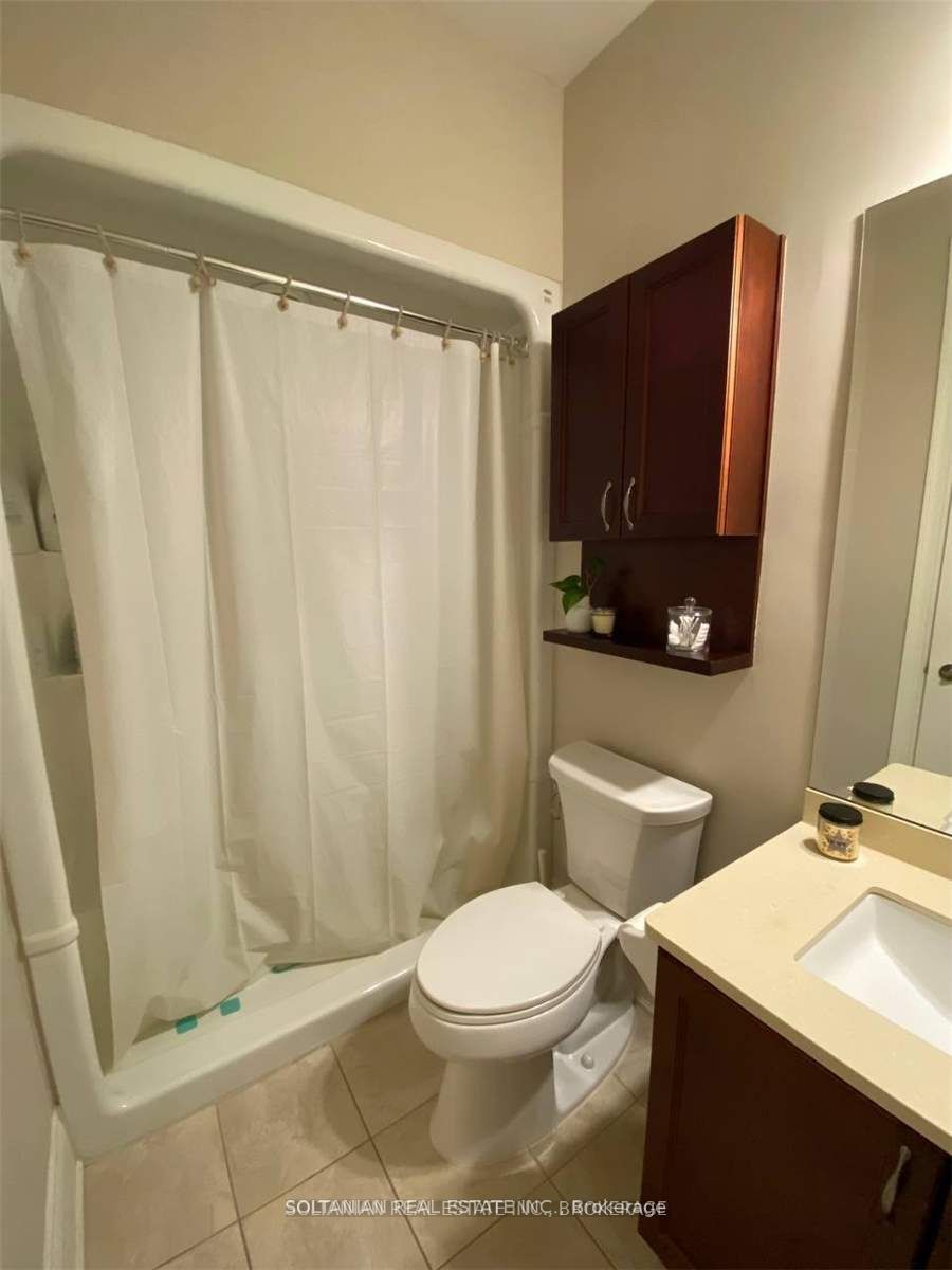 80 Burns Blvd, #425