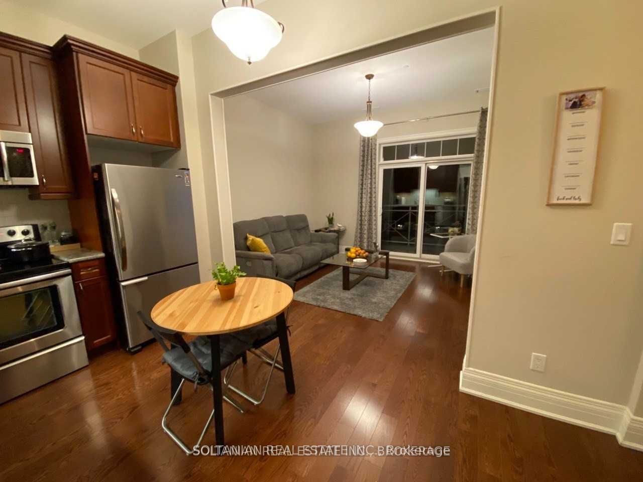 80 Burns Blvd, #425