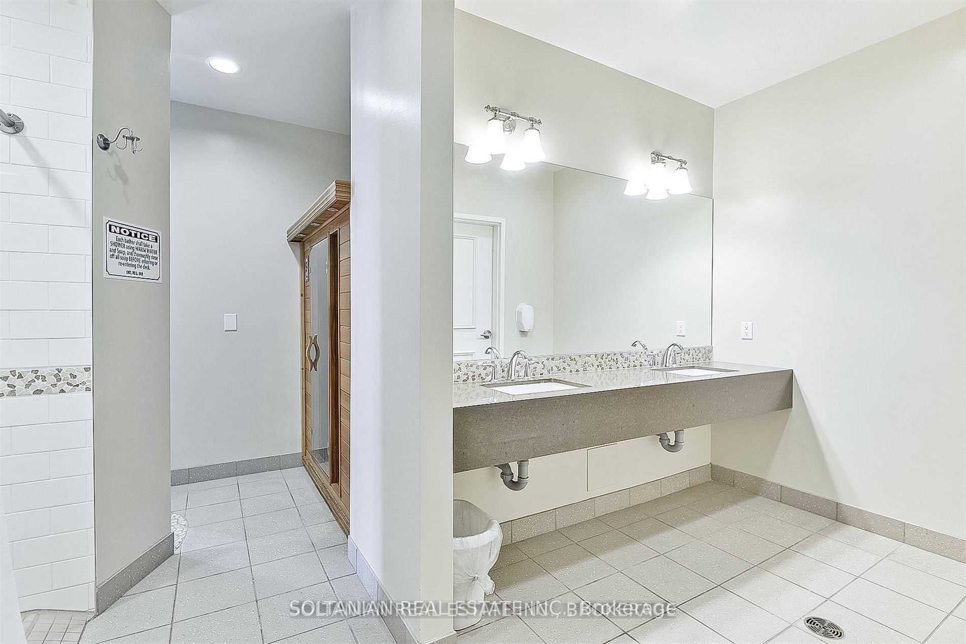 80 Burns Blvd, #425