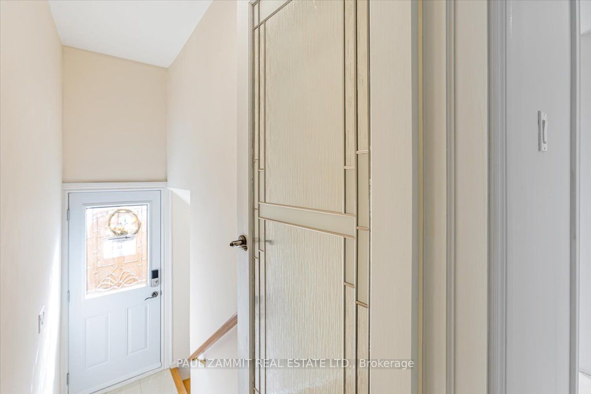 29 Westwood Lane