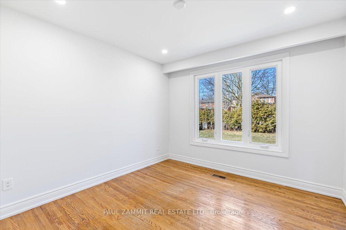 29 Westwood Lane