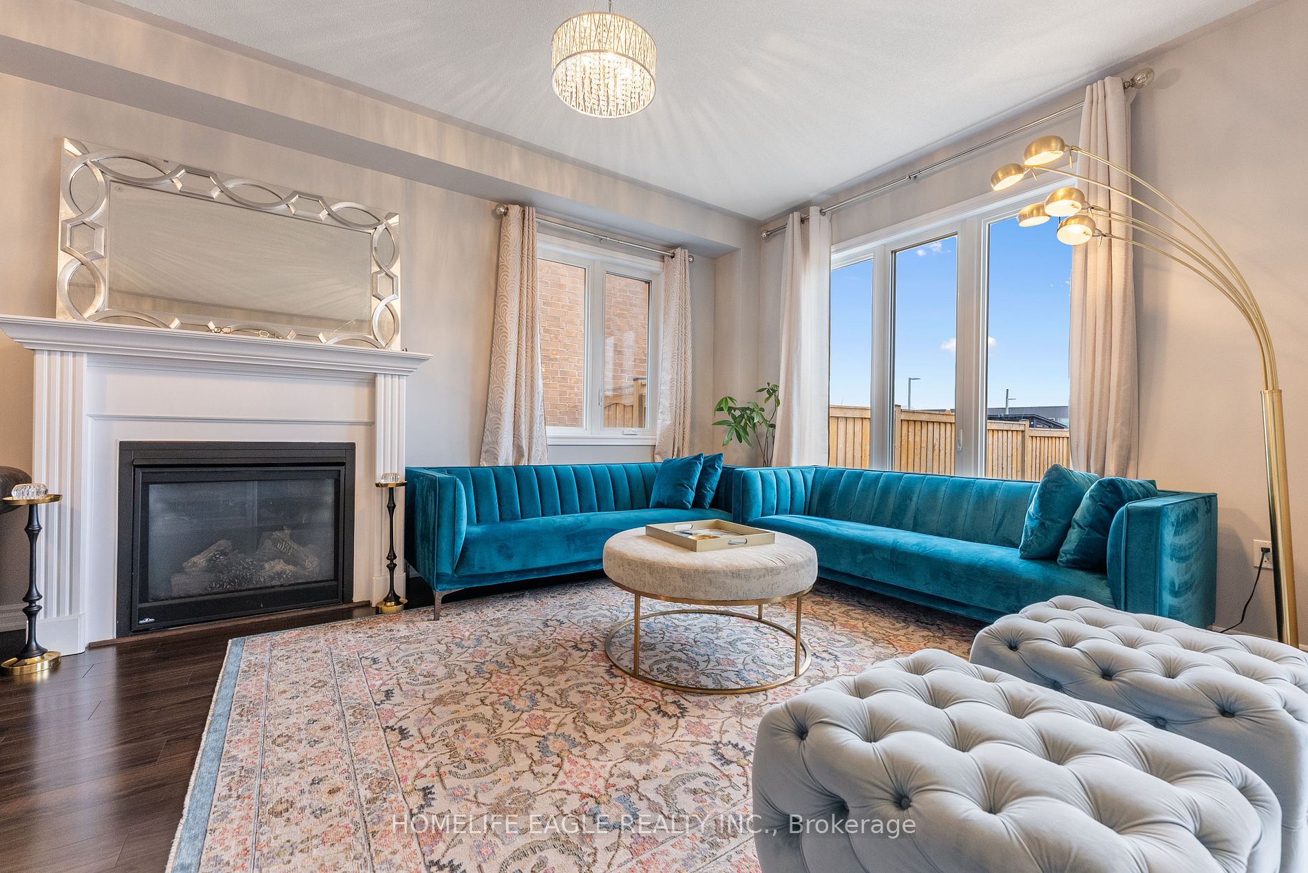 105 Sutherland Avenue