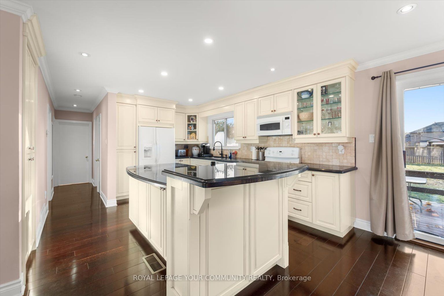 233 Bennet Dr