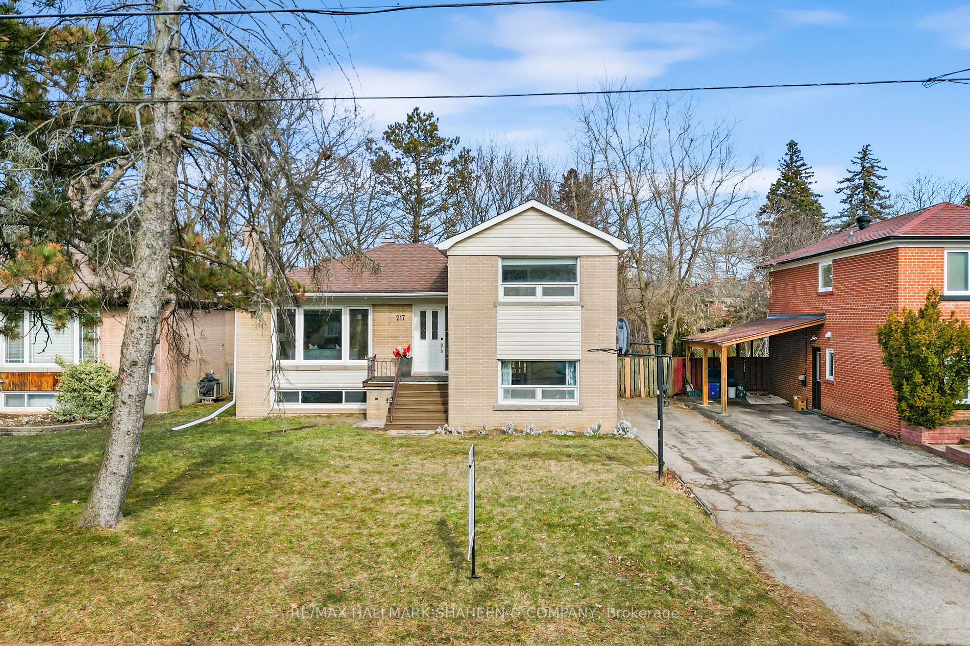 217 Altamira Road
