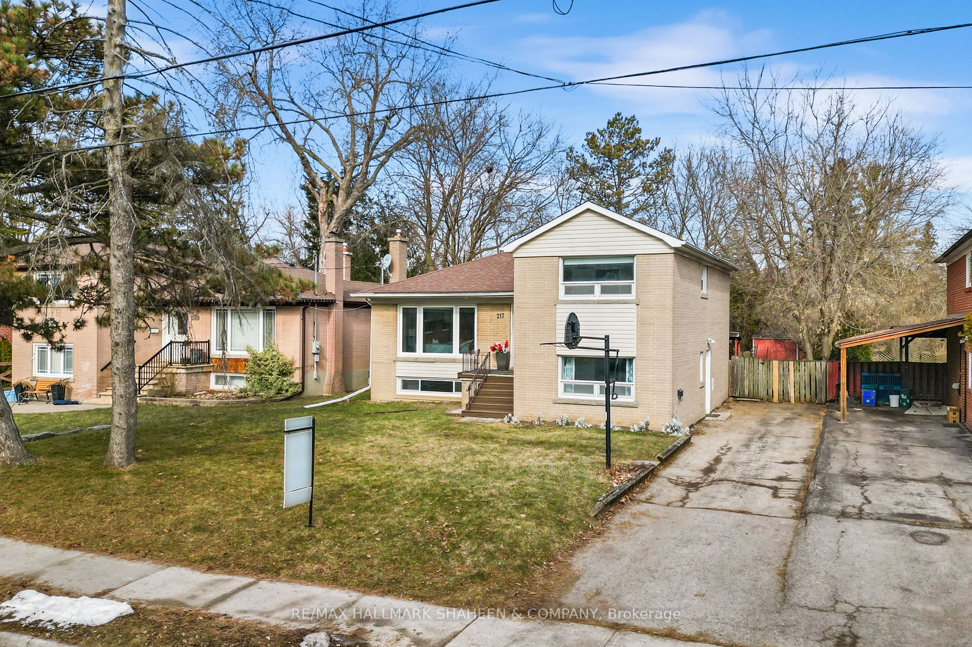 217 Altamira Road