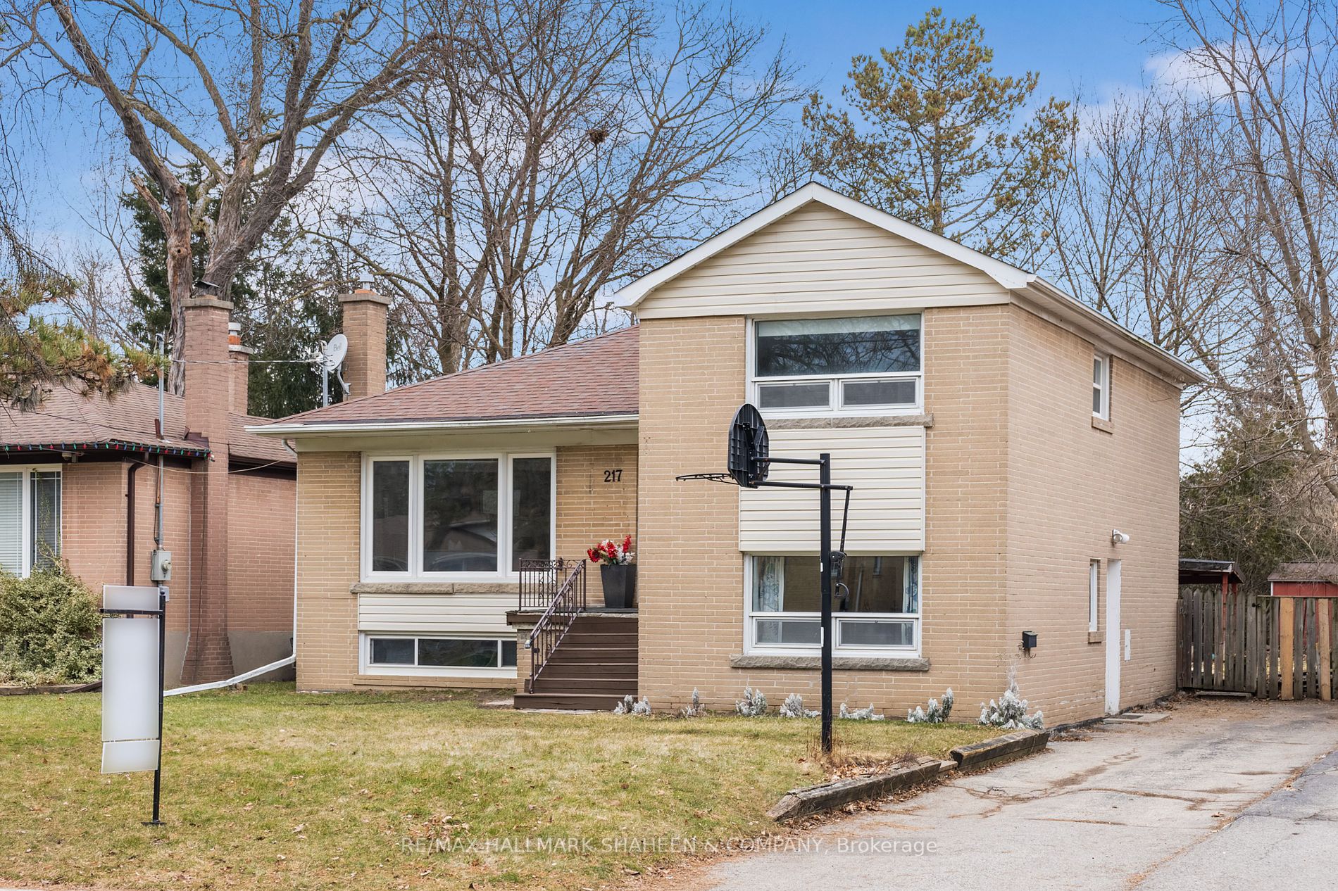 217 Altamira Road
