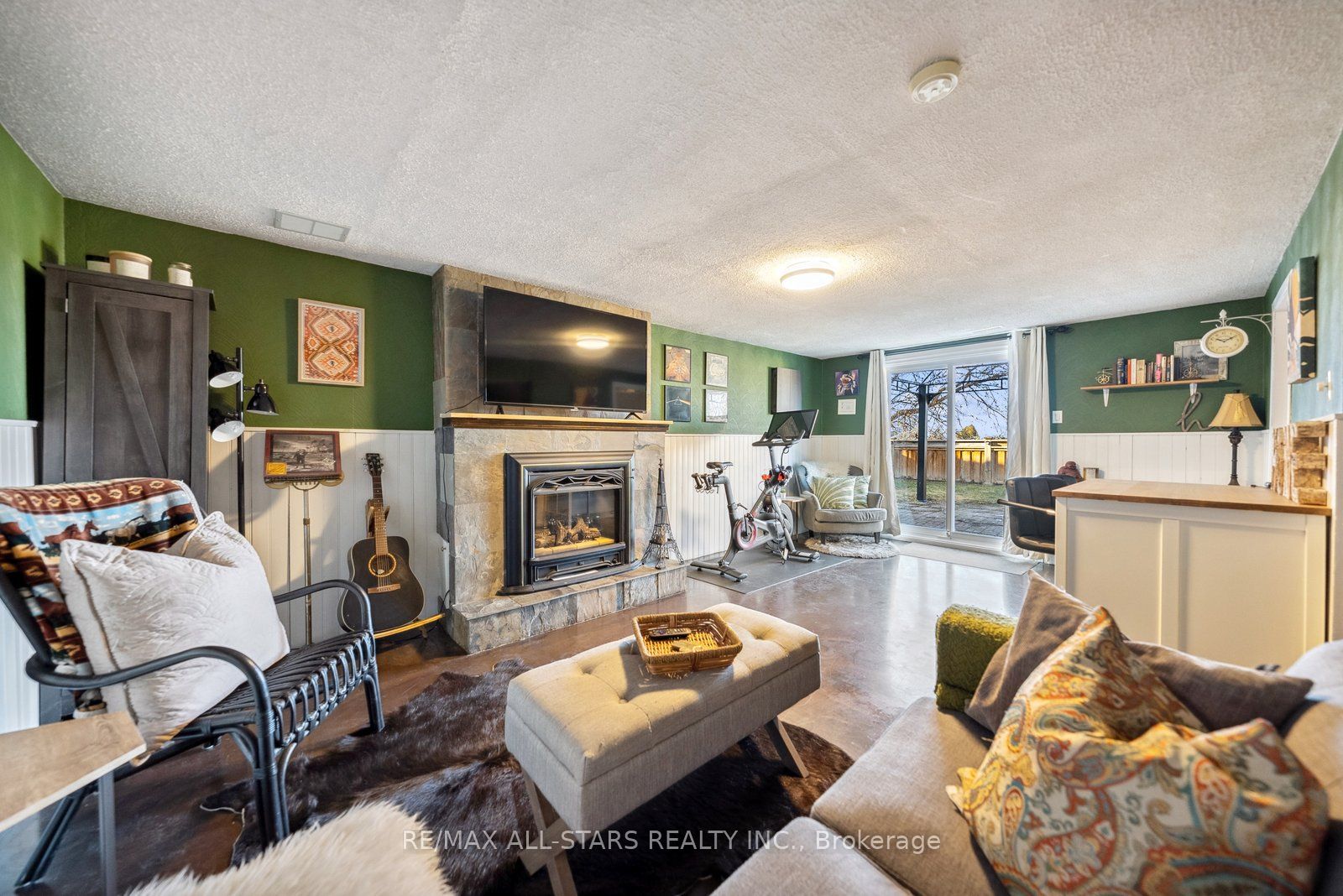 538 Highland Crescent