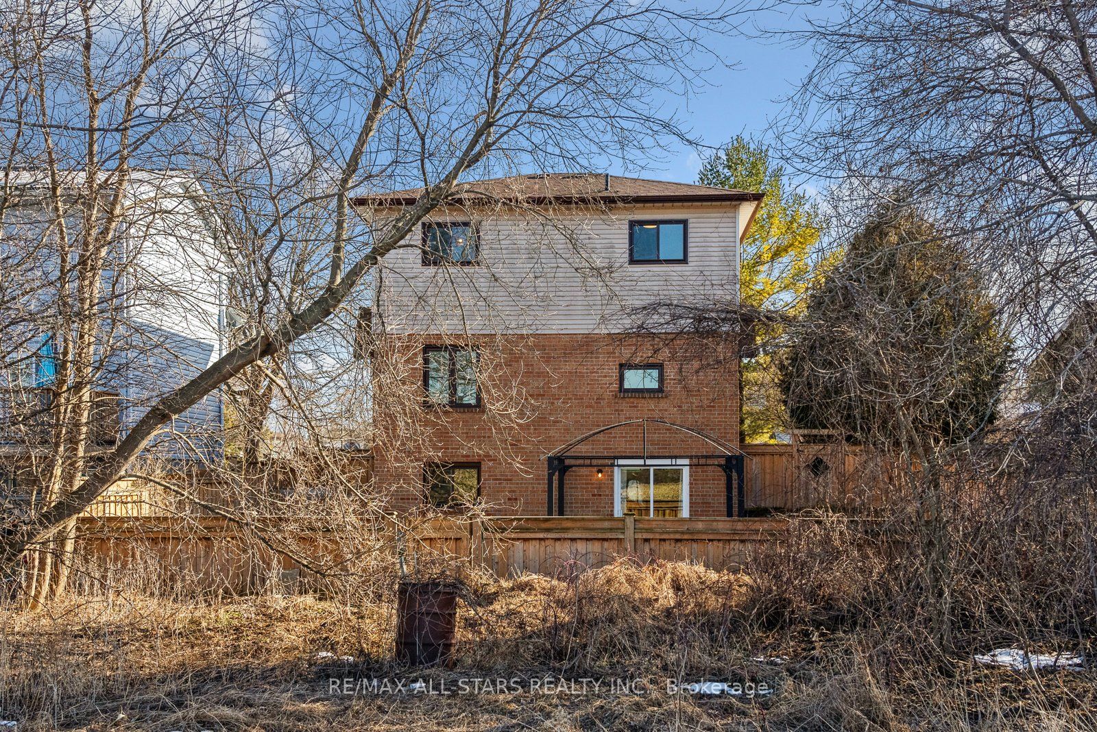 538 Highland Crescent