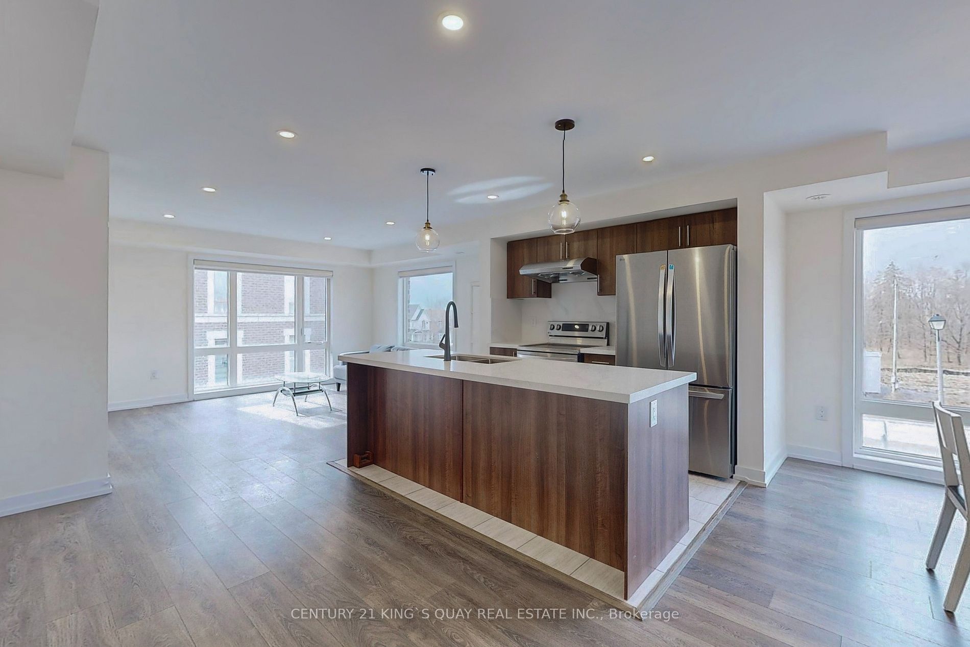 10 Westmeath Lane, #2202