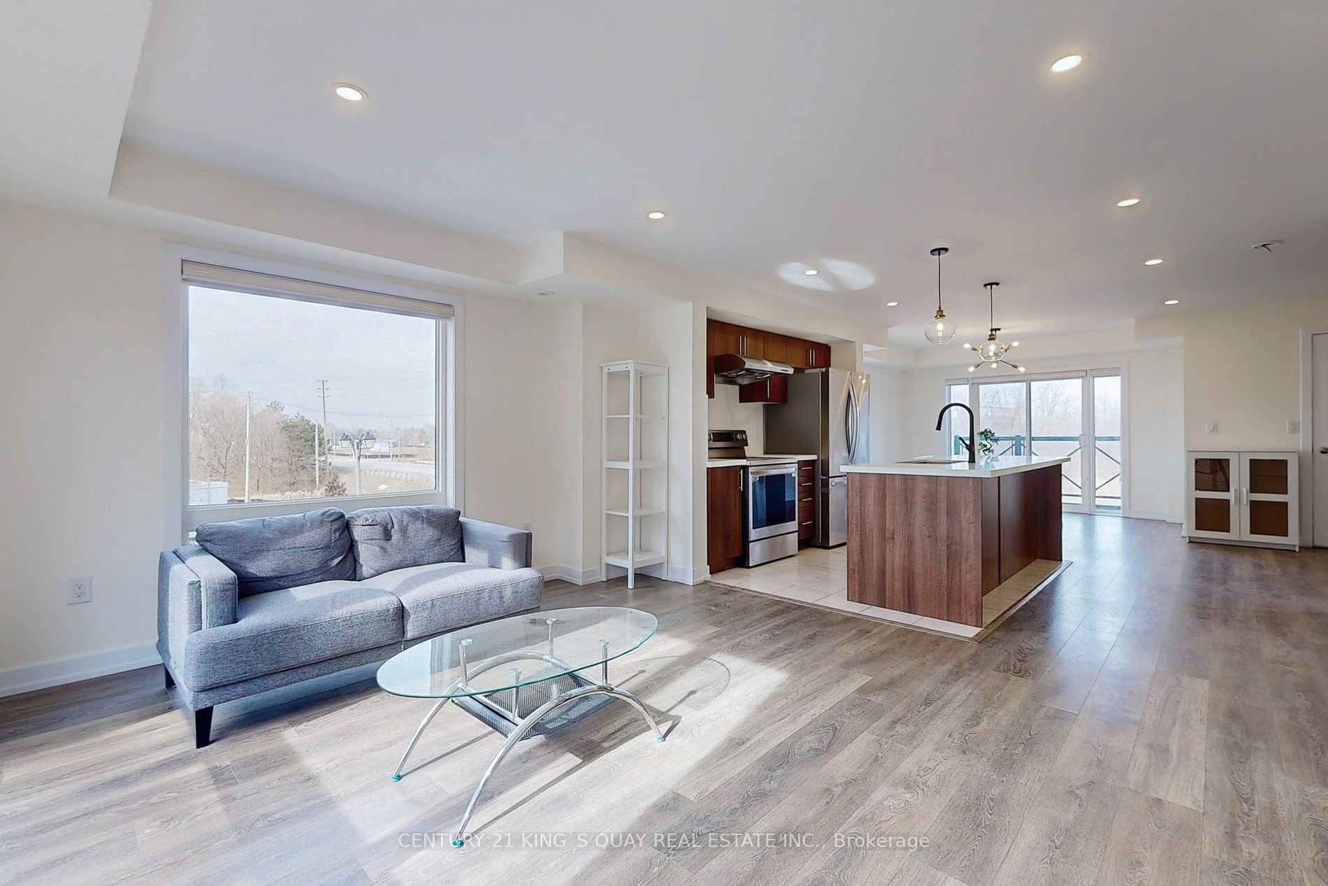 10 Westmeath Lane, #2202