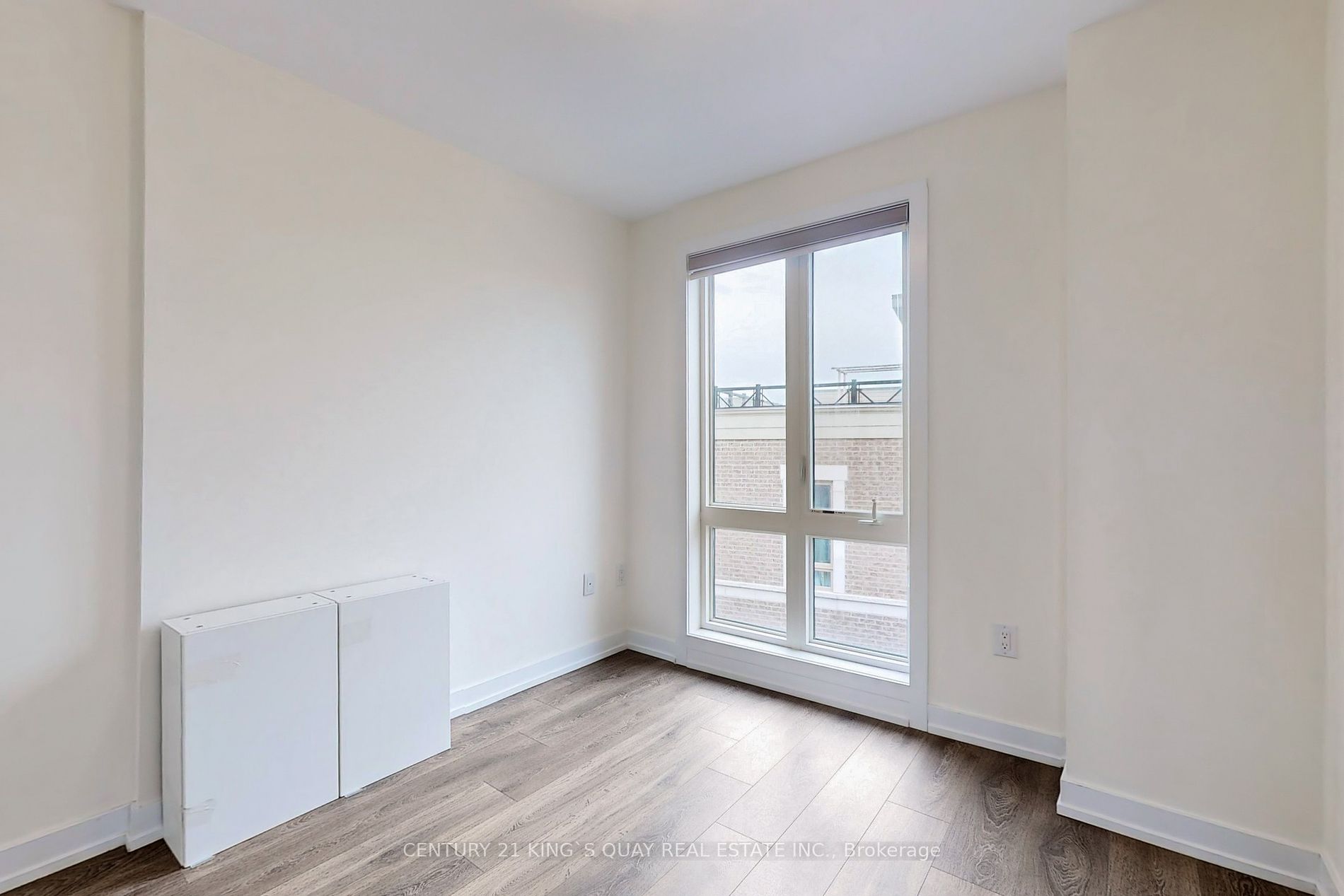 10 Westmeath Lane, #2202