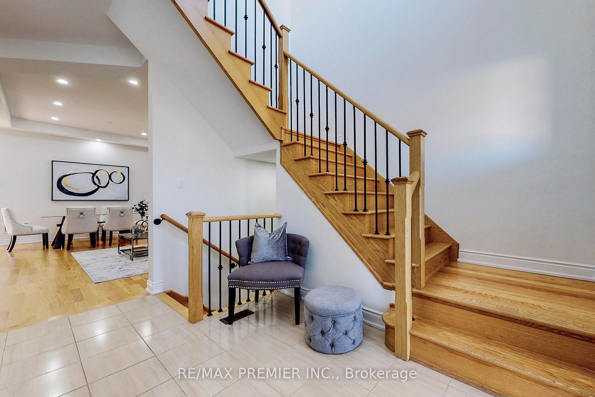 136 Stormont Tr