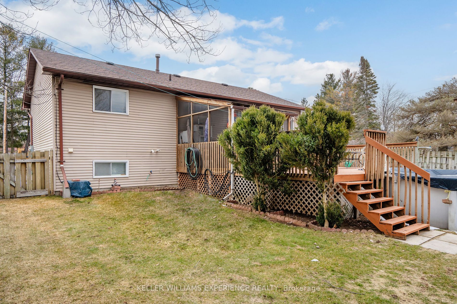 25 Pridham Crescent