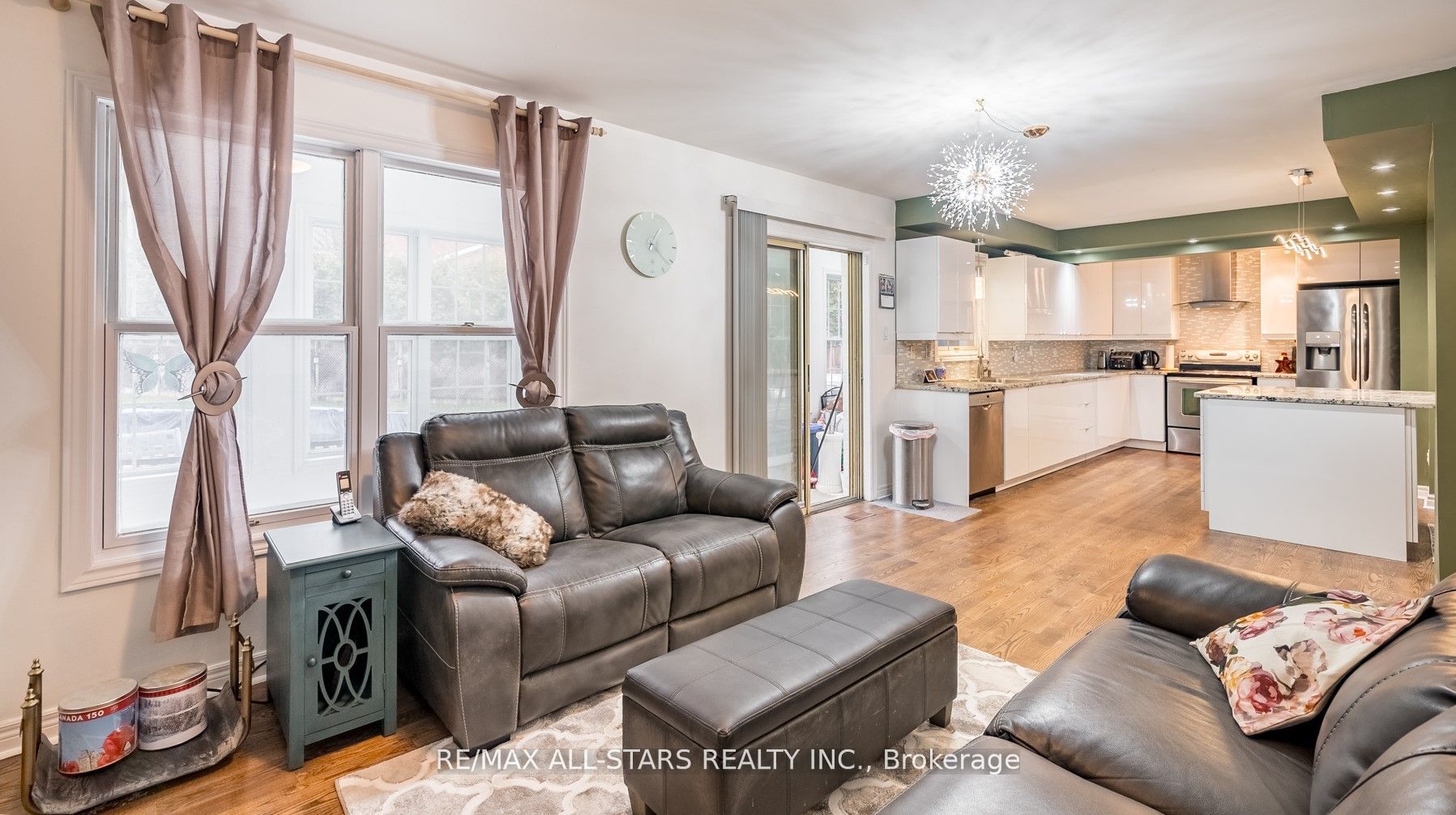 6 Milne Crt