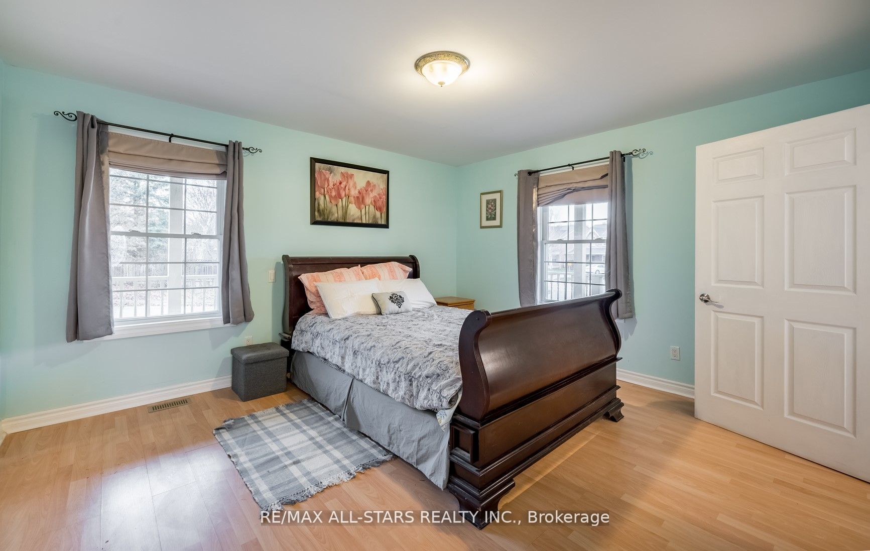 6 Milne Crt