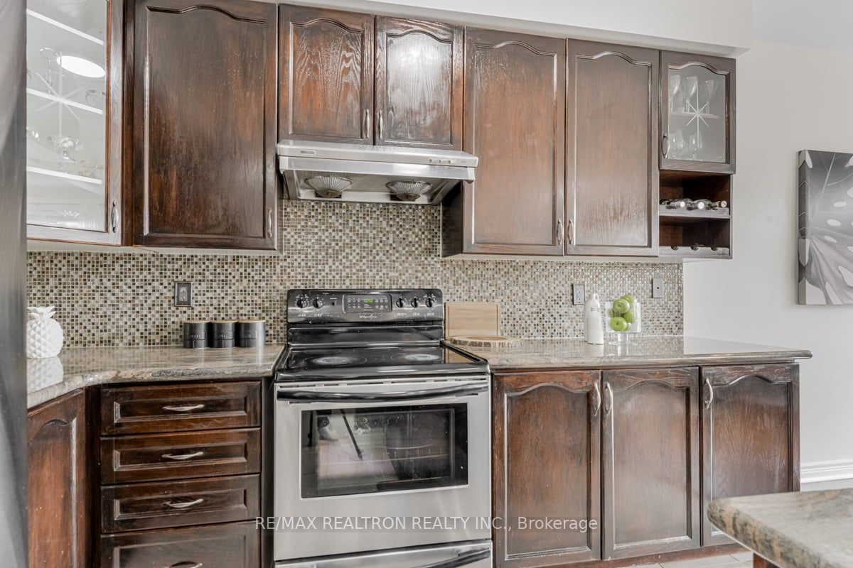 8 Townwood Drive, #9