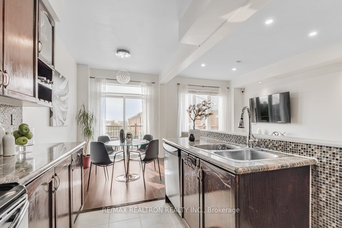 8 Townwood Drive, #9