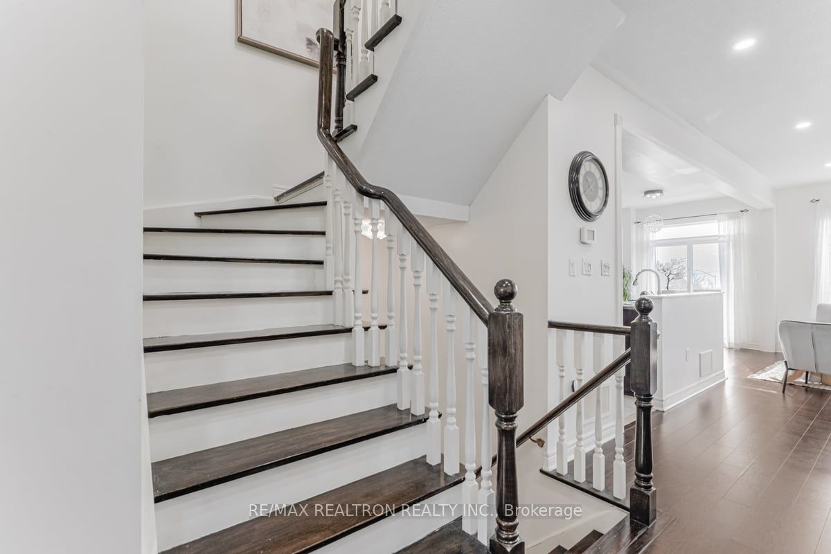 8 Townwood Drive, #9