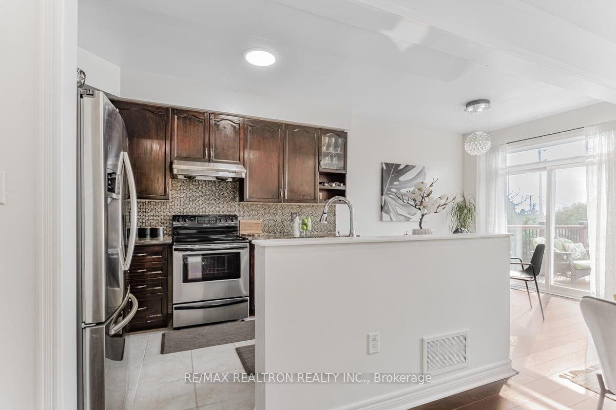8 Townwood Drive, #9