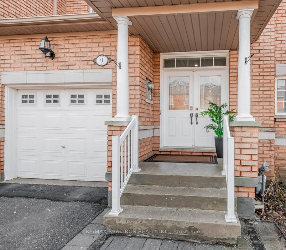 8 Townwood Drive, #9