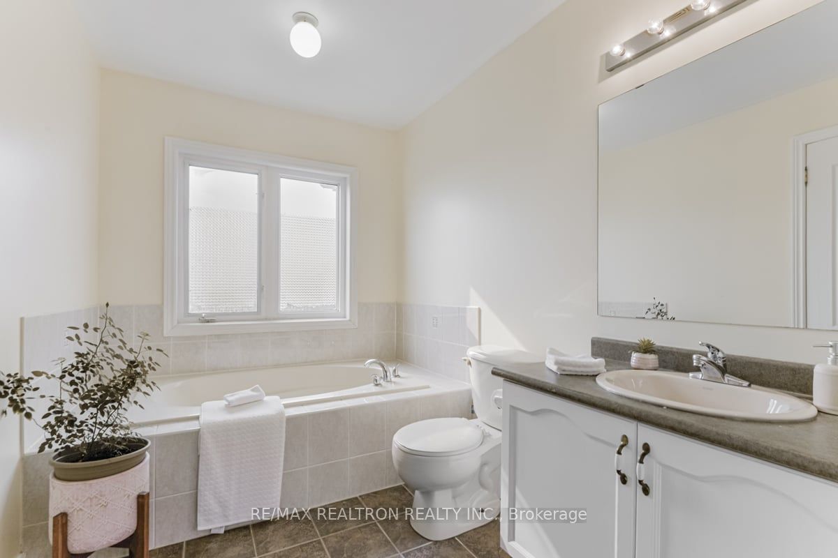 8 Townwood Drive, #9